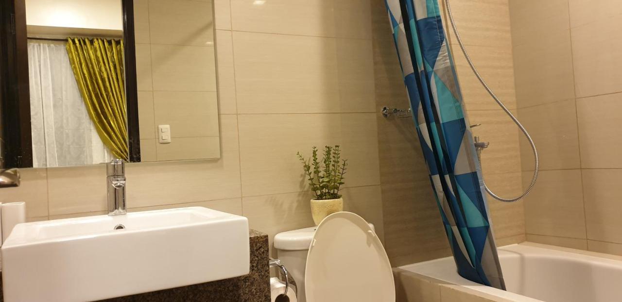 Mactan Newtown With Sun Set And Garden View Aparthotel Cebu Exterior photo